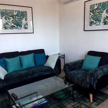 Joli Appartement, Piscine, Jacuzzi Sainte-Suzanne 外观 照片